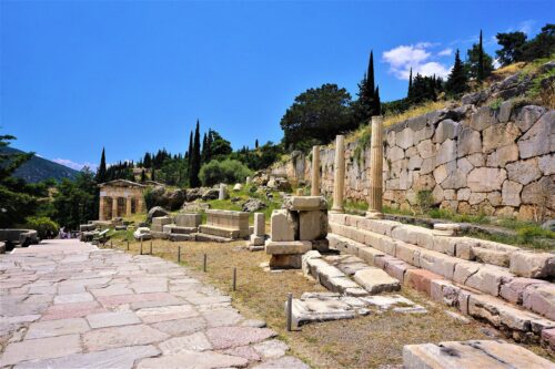 Tour de un día Delfos desde Atenas. con almuerzo y traslado - Imagen 3